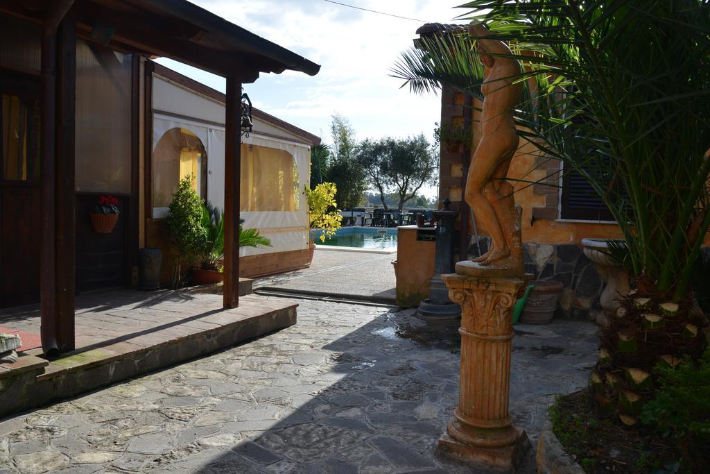 Marina di Cerveteri Agriturismo Borgo Dell'Aschettoヴィラ エクステリア 写真